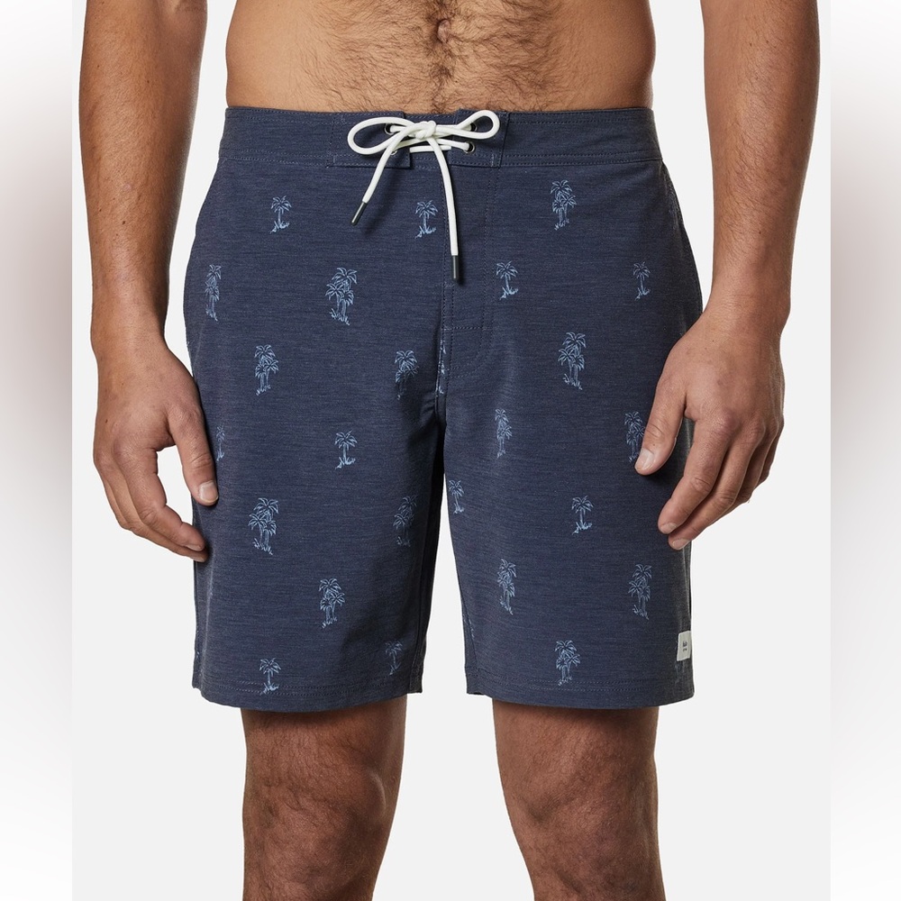 Katin Shine Hybrid Palms Trunk Size 36